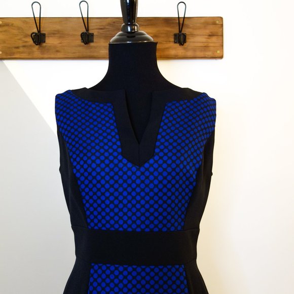 TAHARI Blue & Black Sheath Dress Size 4 - Picture 5 of 8